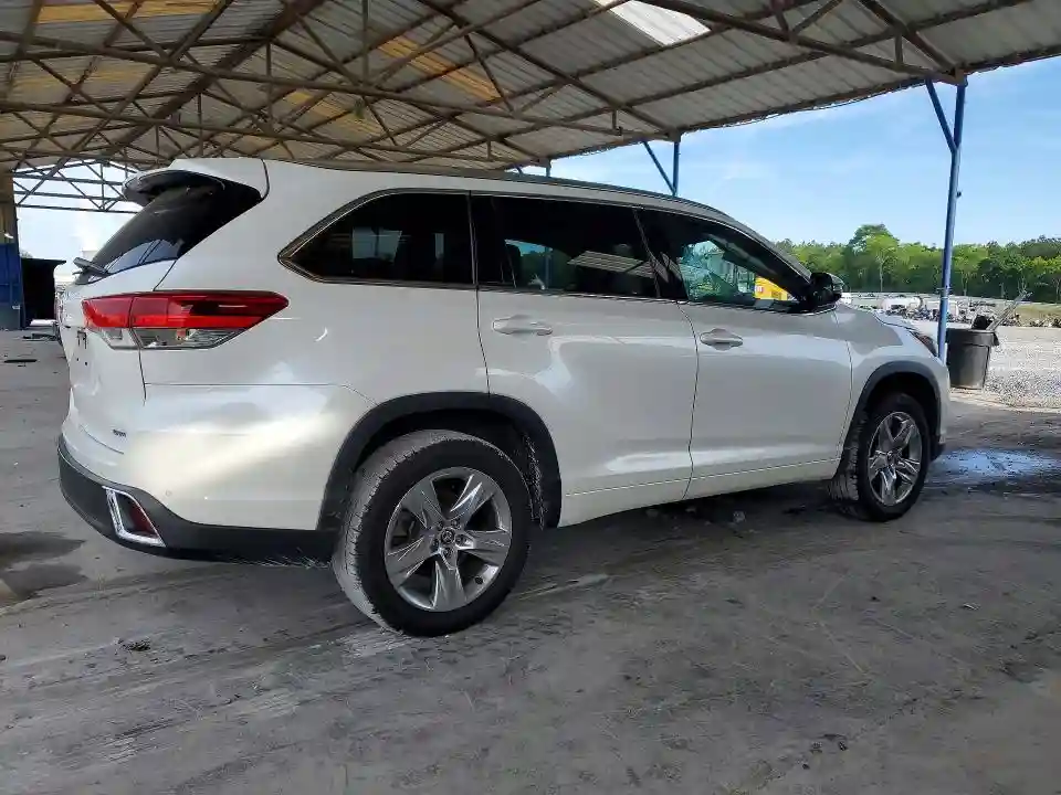 5TDYZRFH6JS250948 2018 TOYOTA HIGHLANDER-2