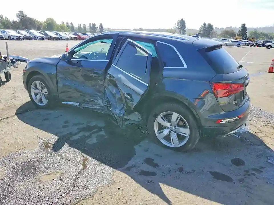 WA1BNAFY3J2222870 2018 AUDI Q5-1