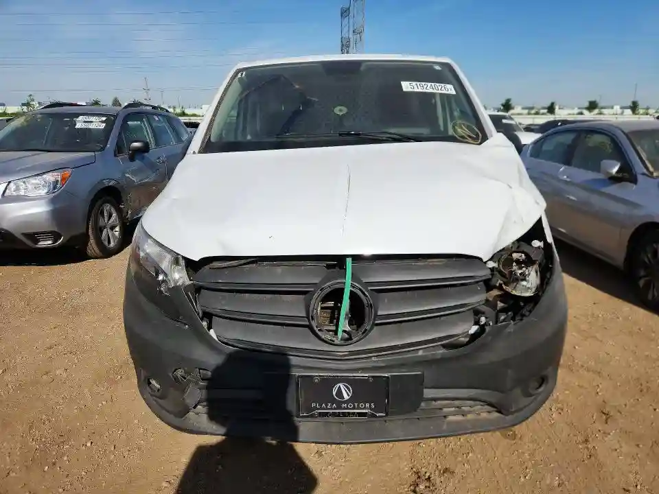 W1YV0BEY5P4286555 2023 MERCEDES-BENZ METRIS-4
