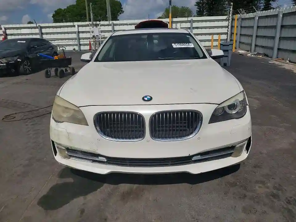 WBAKB4C5XCC576017 2012 BMW 7 SERIES-4