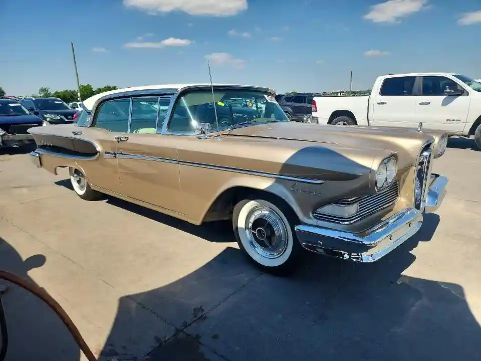 X8SX704466 1958 FORD SADAN-3
