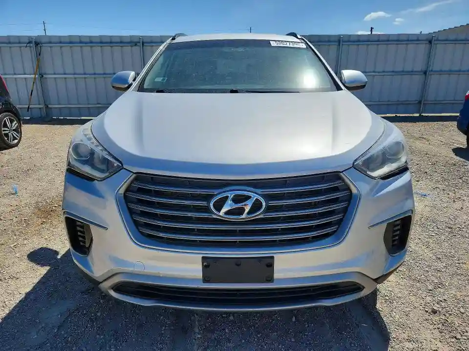 KM8SMDHF9HU179197 2017 HYUNDAI SANTA FE-4