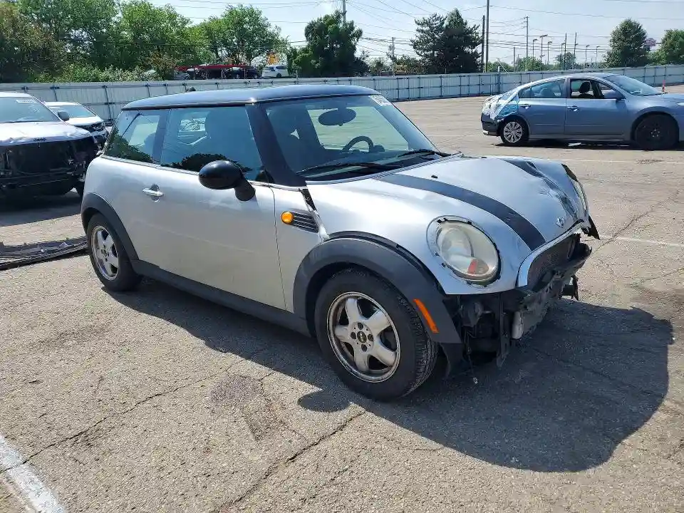 WMWMF3C54ATZ28089 2010 MINI COOPER-3