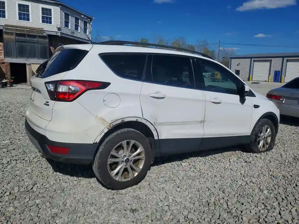 1FMCU9GD1JUC88342 2018 FORD ESCAPE-2