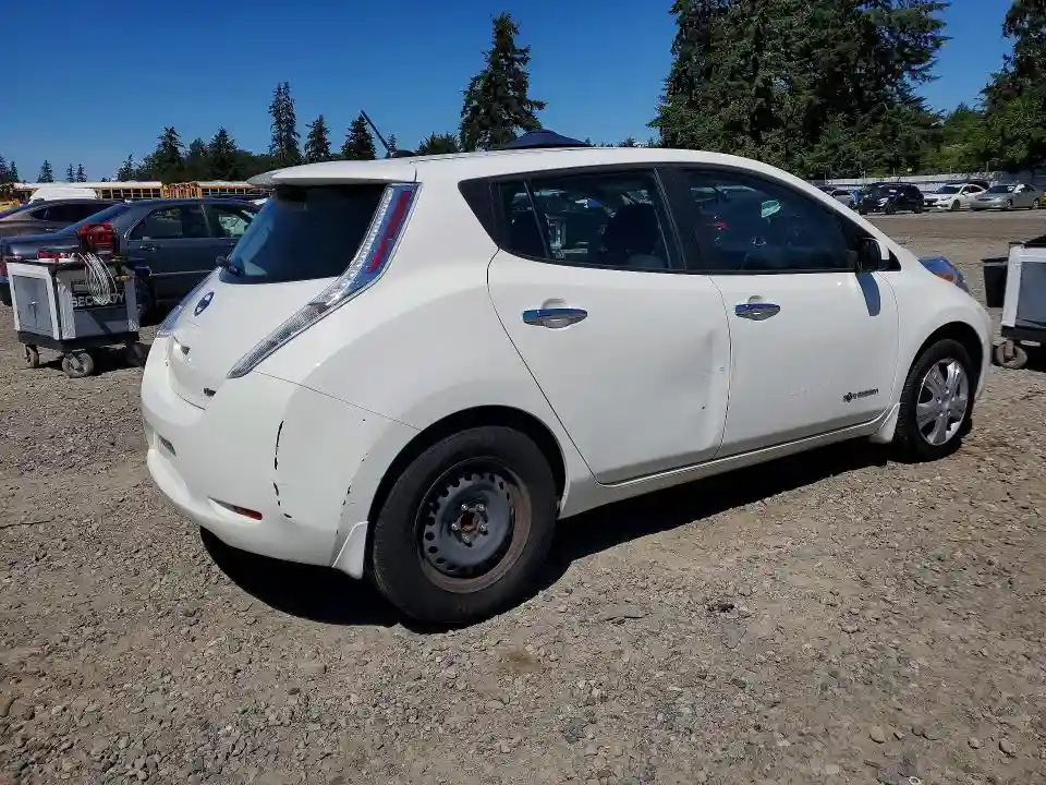 1N4BZ0CP6HC303226 2017 NISSAN LEAF-2