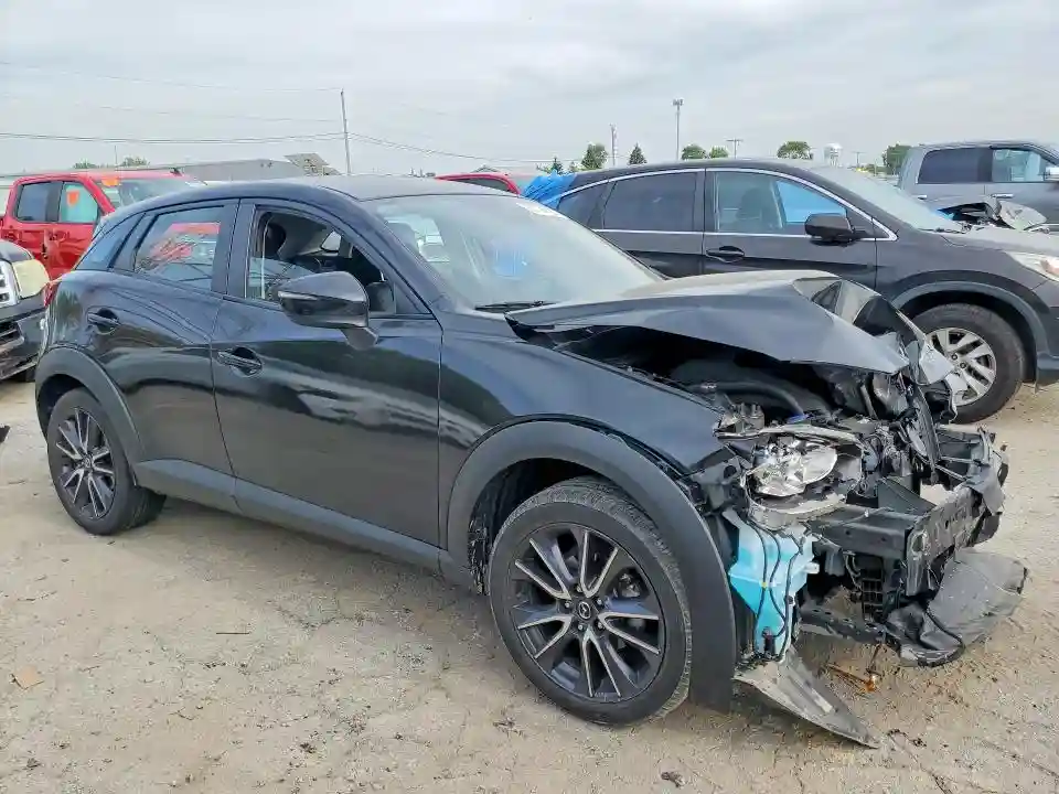 JM1DKDC79J1323065 2018 MAZDA CX-3-3