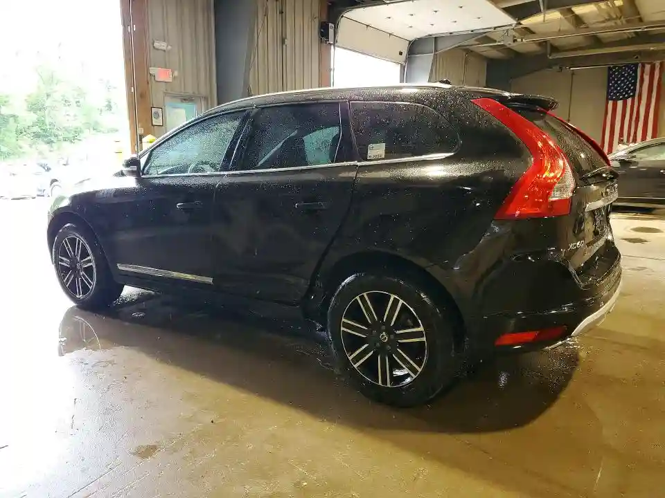 YV440MRR9H2216520 2017 VOLVO XC60-1