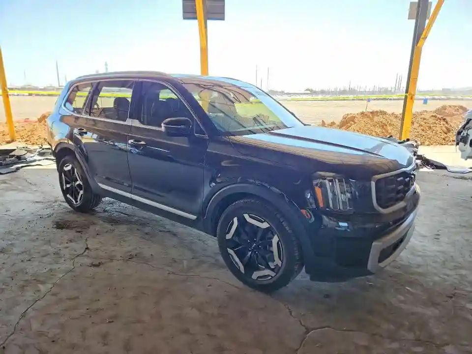 5XYP64GC5PG408714 2023 KIA TELLURIDE-3