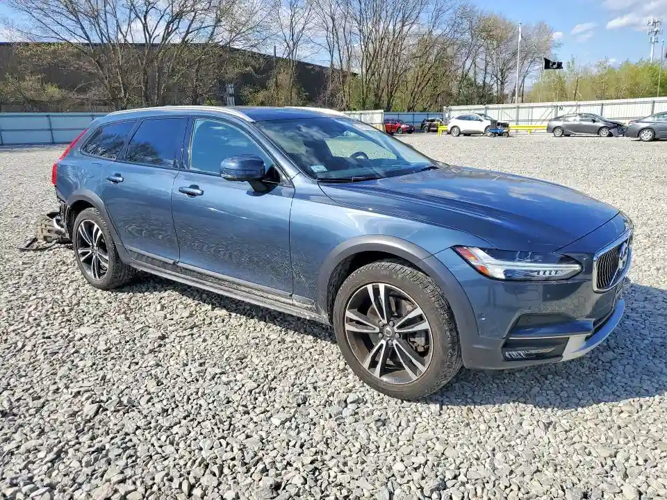 YV4102NK7J1028168 2018 VOLVO V90-3