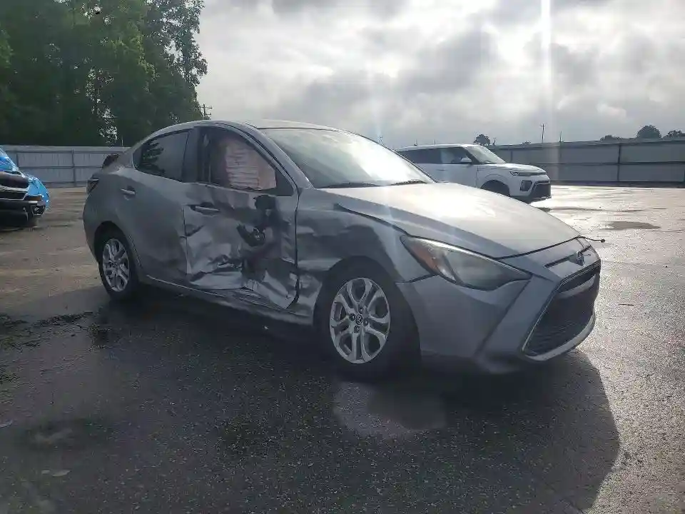 3MYDLBZV9GY115135 2016 SCION IA-3