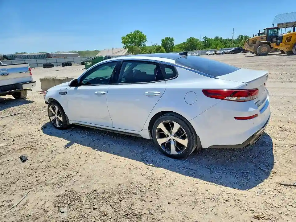 5XXGT4L32KG349942 2019 KIA OPTIMA-1