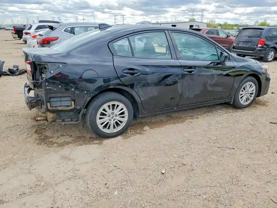 4S3GKAB62J3600423 2018 SUBARU IMPREZA-2