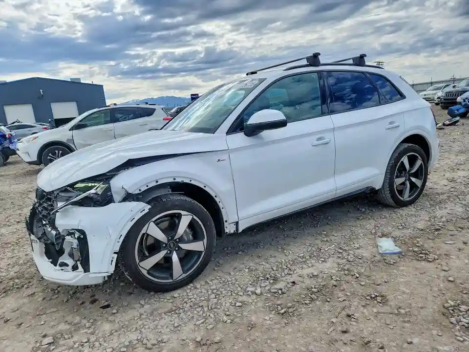 WA1EAAFYXN2057379 2022 AUDI Q5-0