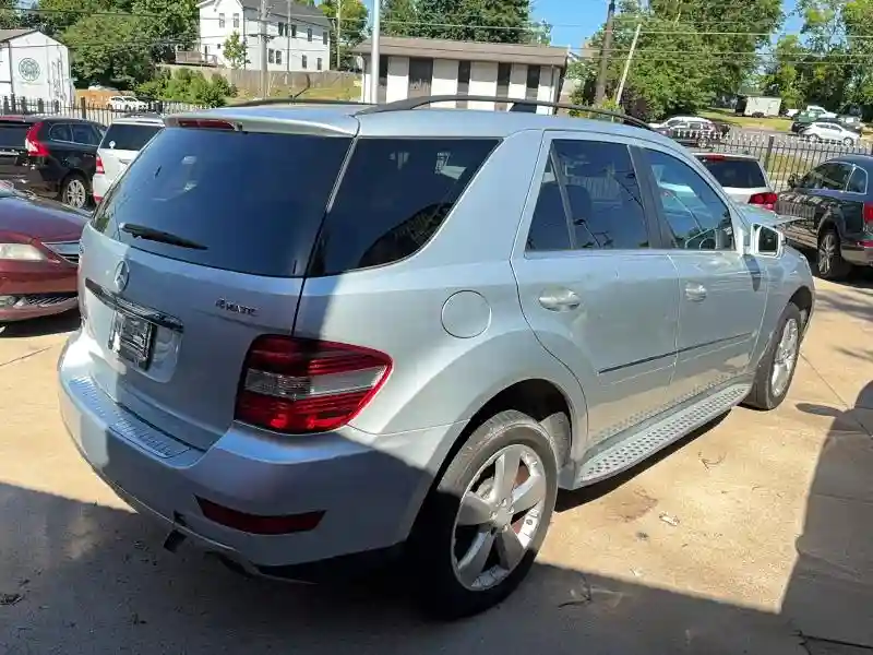 4JGBB8GB4BA676243 2011 MERCEDES-BENZ M-CLASS-3