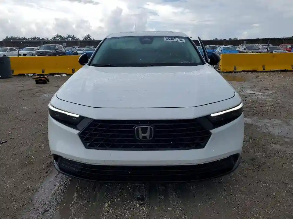1HGCY1F42SA050967 2025 HONDA ACCORD-4