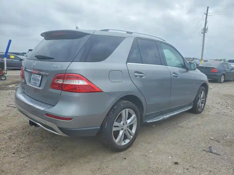 4JGDA5HBXFA562181 2015 MERCEDES-BENZ M-CLASS-2