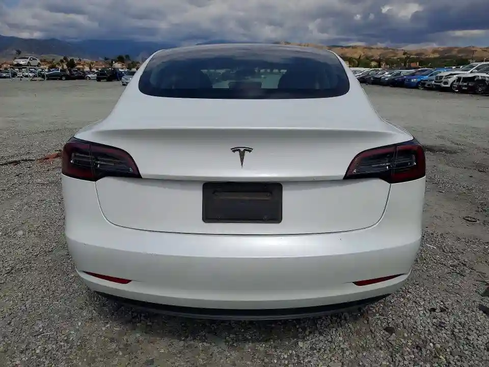 5YJ3E1EA1PF507149 2023 TESLA MODEL 3-5