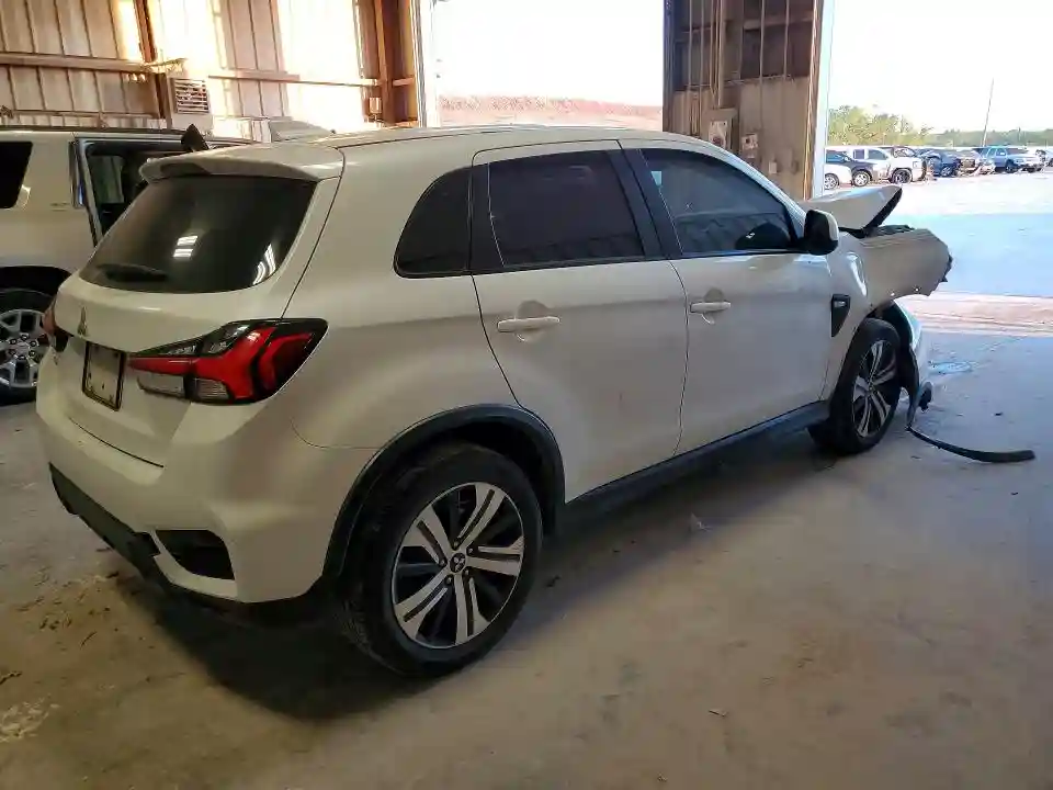JA4APUAU4MU023752 2021 MITSUBISHI OUTLANDER-2