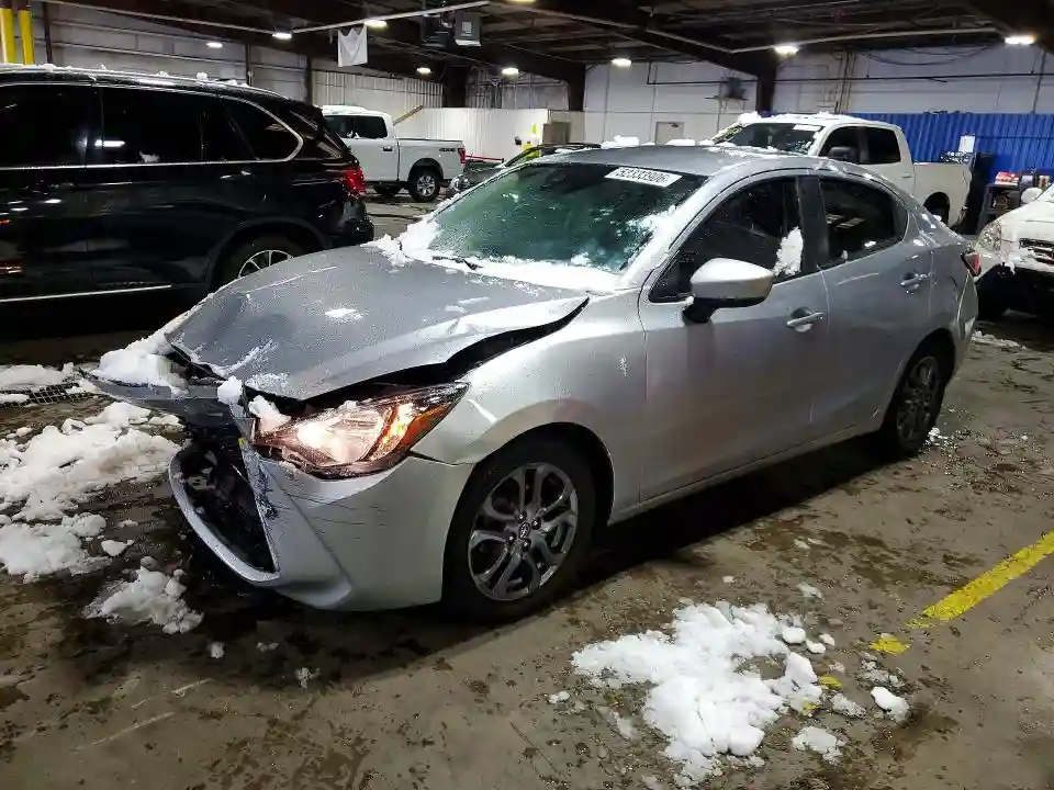 3MYDLBYV9KY503380 2019 TOYOTA YARIS-0