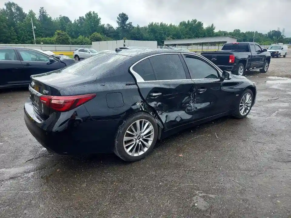 JN1EV7AR5JM441651 2018 INFINITI Q50-4