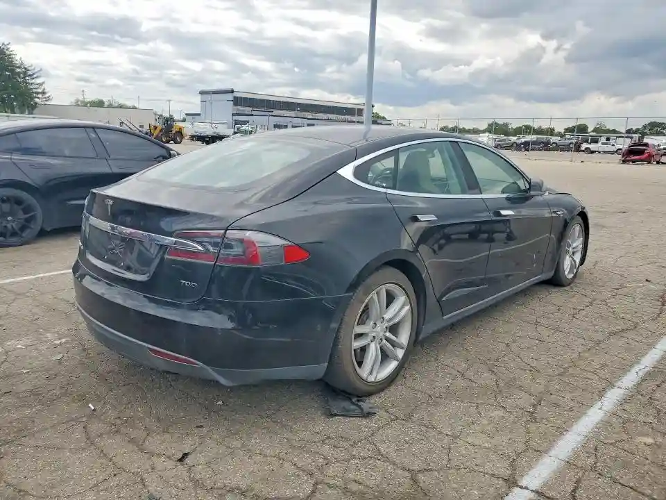 5YJSA1S22FF096783 2015 TESLA MODEL S-2