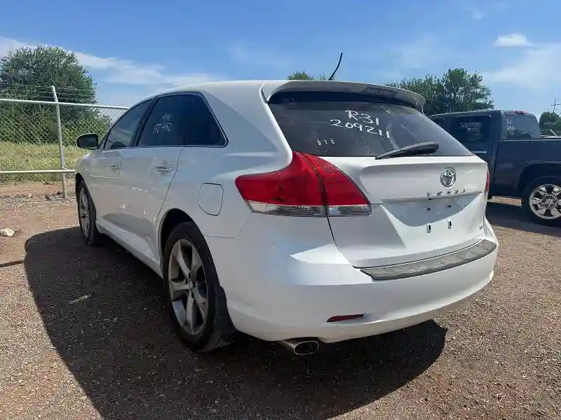 4T3ZK3BB8CU051098 2012 TOYOTA VENZA-2