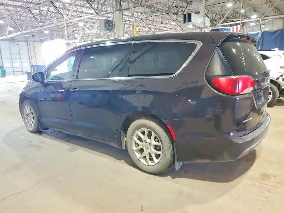 2C4RC1BG4HR745611 2017 CHRYSLER PACIFICA-1