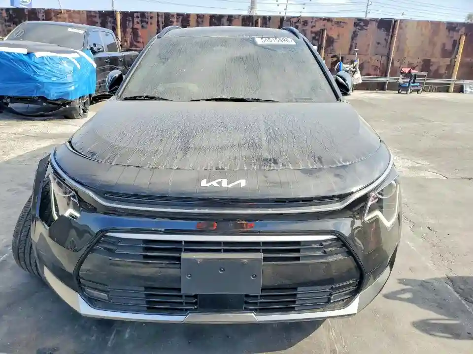 KNDCR3LEXS5239637 2025 KIA NIRO-4