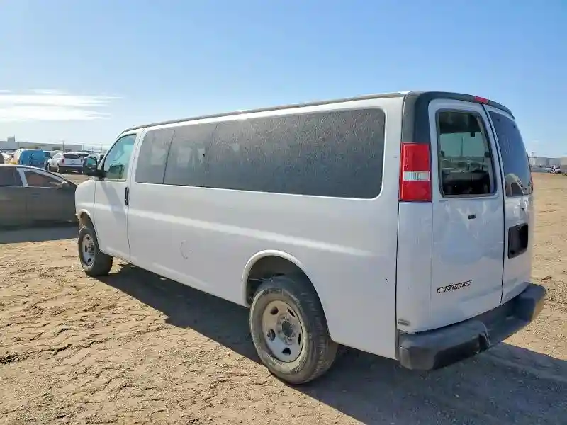 1GAZGNFG7L1251187 2020 CHEVROLET EXPRESS-2
