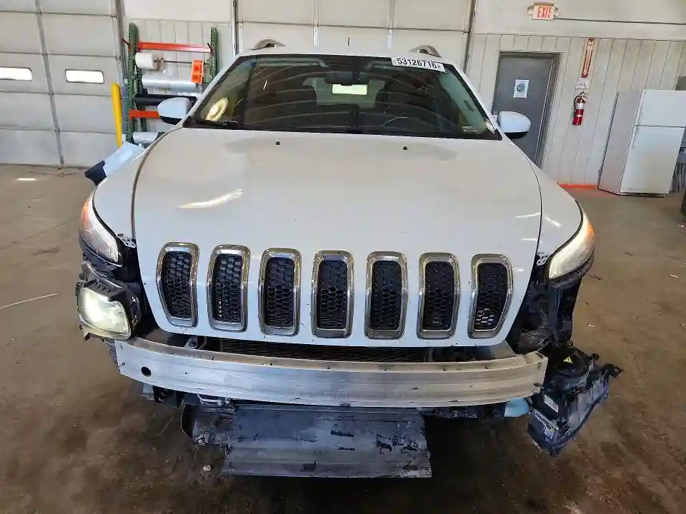 1C4PJLCB3HW541000 2017 JEEP GRAND CHEROKEE-4