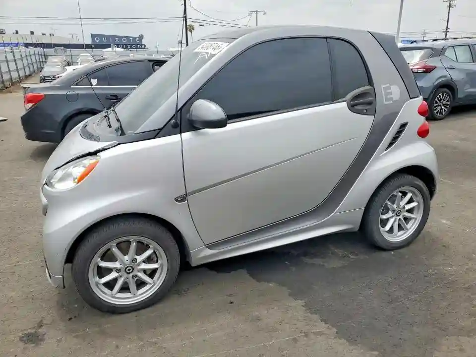 WMEEJ9AA4EK787658 2014 SMART FORTWO-0