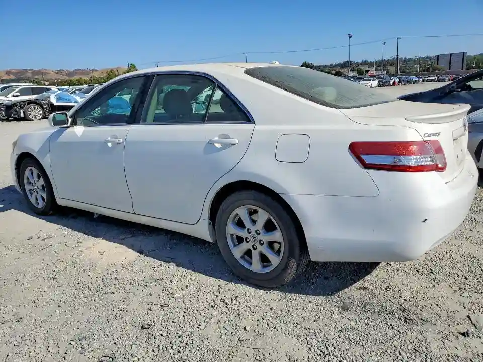 4T4BF3EK6BR214197 2011 TOYOTA CAMRY-1