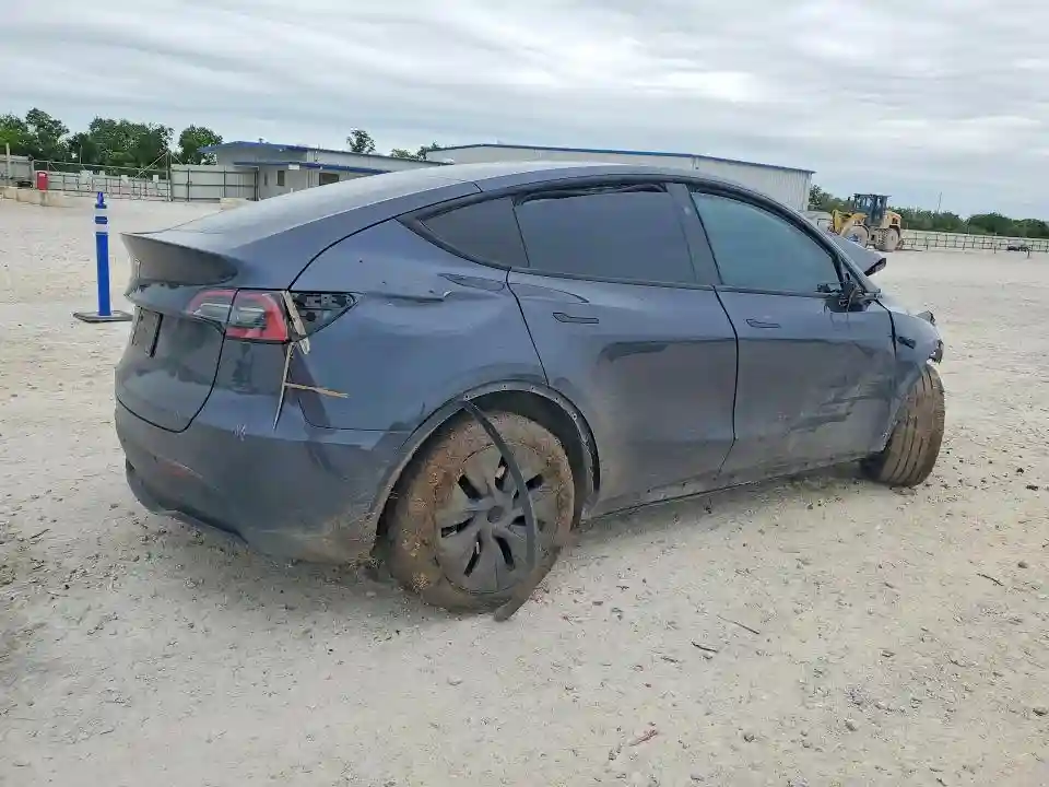7SAYGDEDXRA331457 2024 TESLA MODEL Y-2
