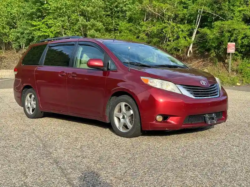 5TDYK3DC7ES525497 2014 TOYOTA SIENNA-0
