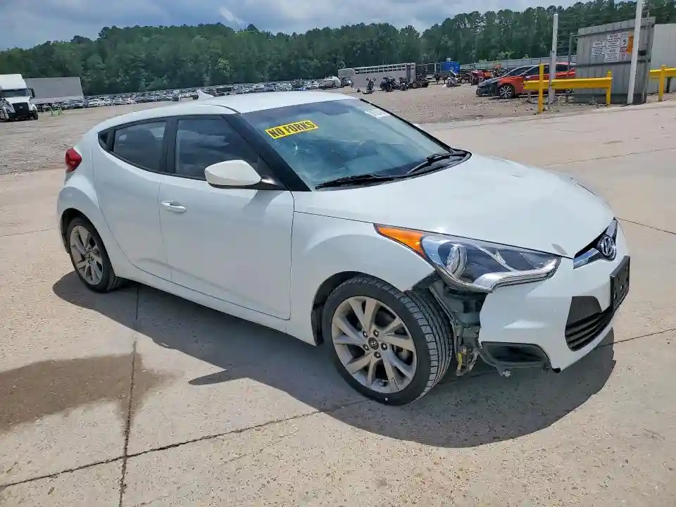 KMHTC6AD7GU258748 2016 HYUNDAI VELOSTER-3