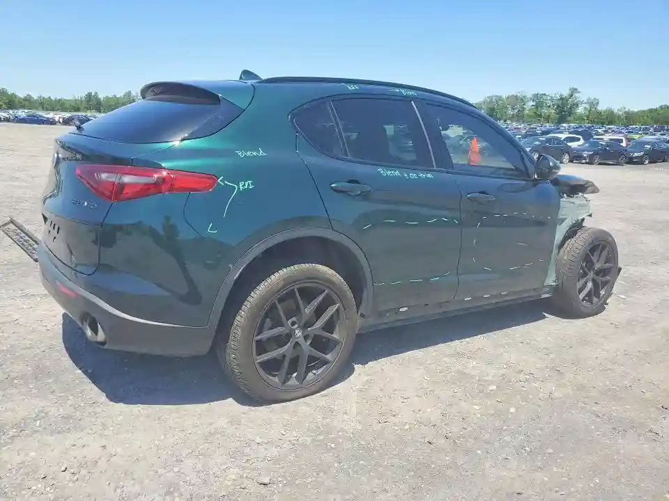 ZASPAJAN9M7D11264 2021 ALFA ROMEO STELVIO-2