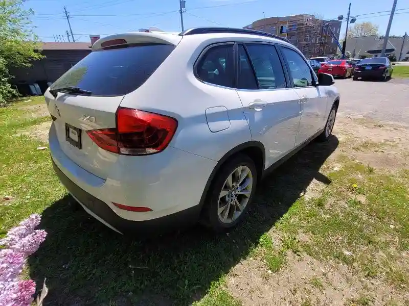 WBAVL1C53DVR86785 2013 BMW X1-3