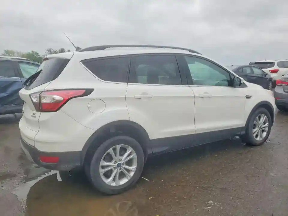 1FMCU9GD3JUC25839 2018 FORD ESCAPE-2