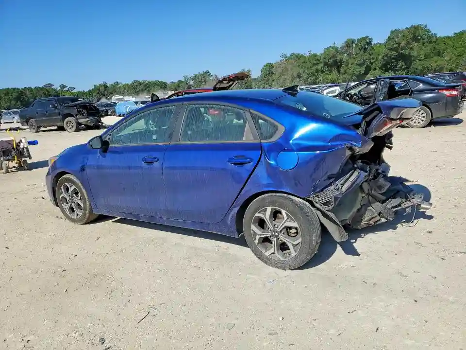 3KPF24AD3ME273220 2021 KIA FORTE-1