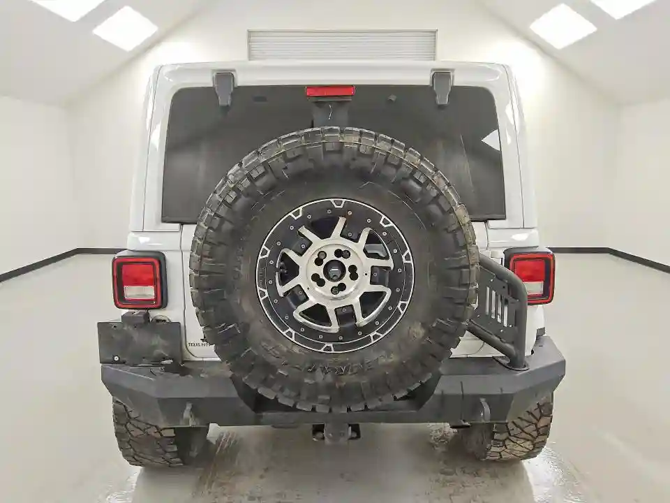 1C4HJXEG3JW193631 2018 JEEP WRANGLER-5