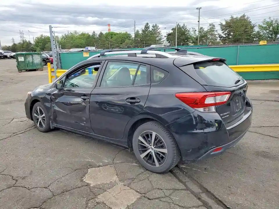 4S3GTAC69K3708583 2019 SUBARU IMPREZA-1