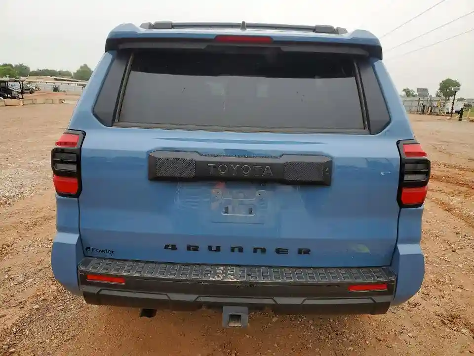 JTEVA5BR9S5014752 2025 TOYOTA 4RUNNER-5
