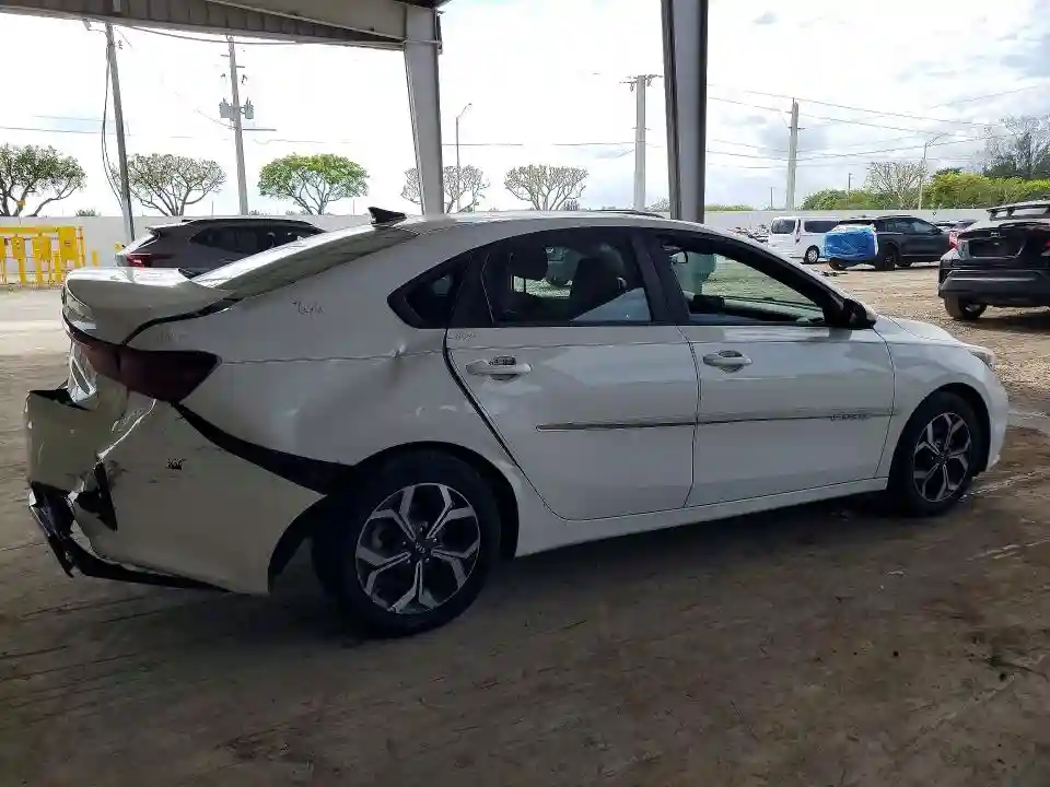 3KPF24AD4KE022624 2019 KIA FORTE-2