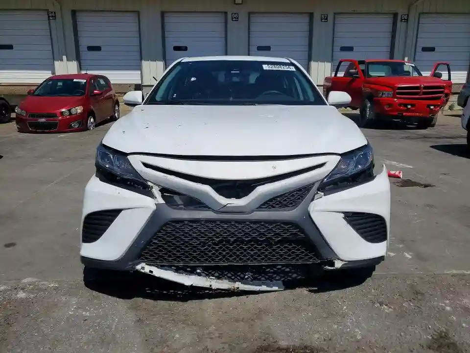4T1G11AK8LU977929 2020 TOYOTA CAMRY-4