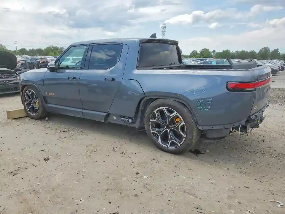 7FCTGAAA3NN014615 2022 RIVIAN RIT-1