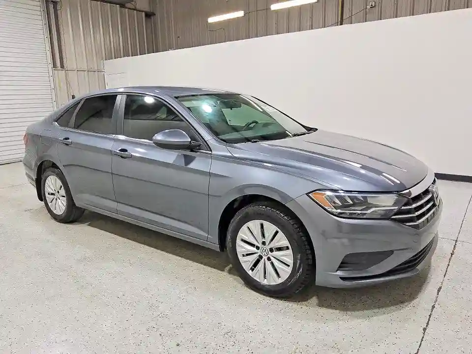 3VWCB7BU4KM270037 2019 VOLKSWAGEN JETTA-3