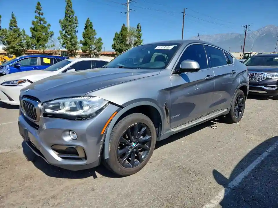 5UXKU2C57J0X49569 2018 BMW X6-0