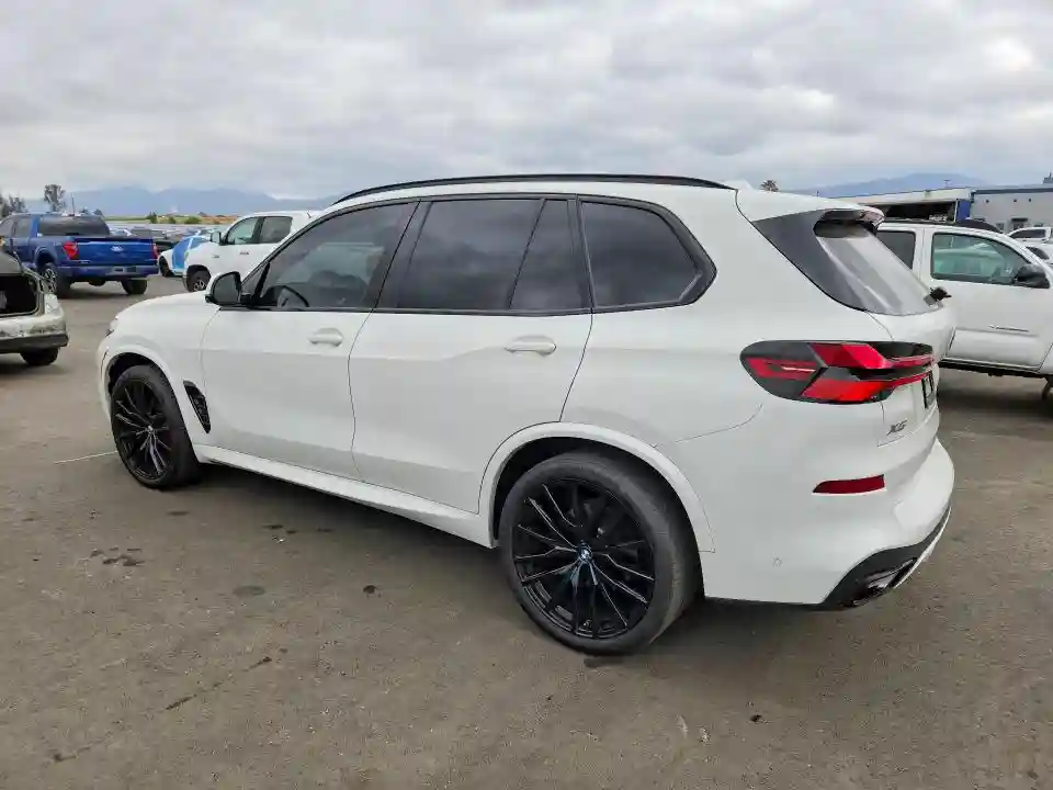 5UX13EU0XR9U59241 2024 BMW X5-1
