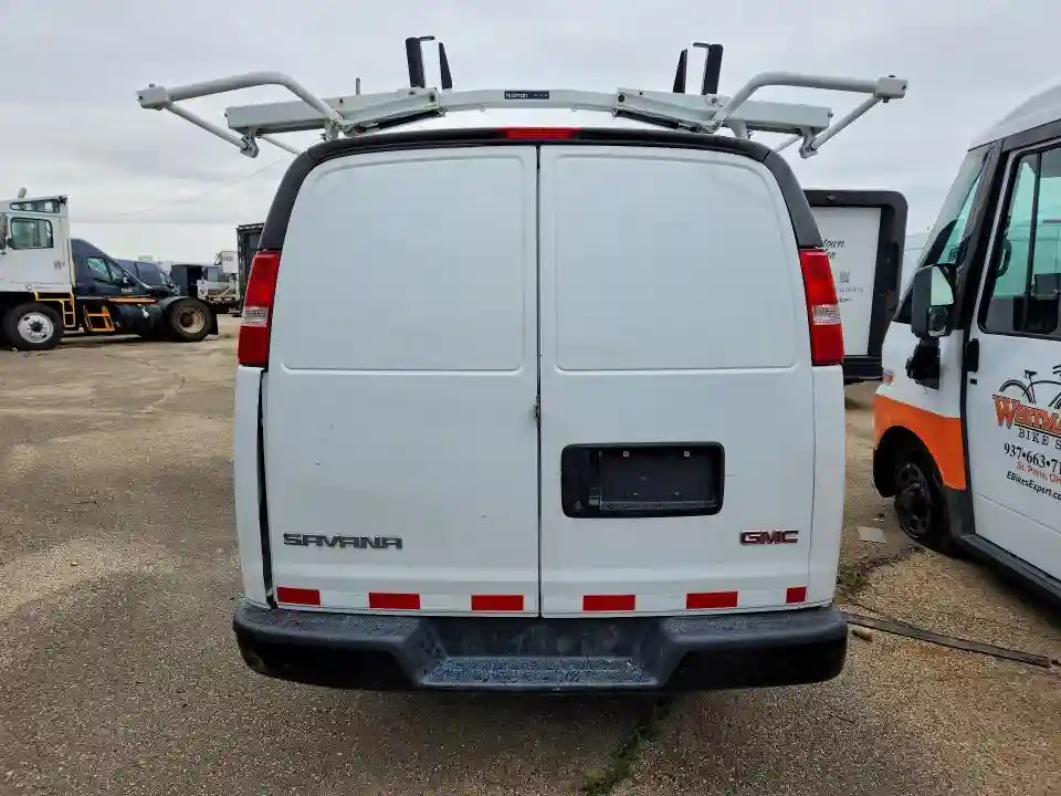 1GTW7AFP9P1115183 2023 GMC SAVANA-5