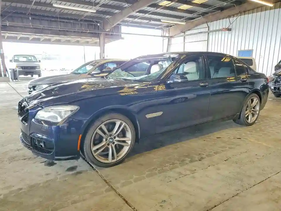 WBAYE4C56FD947285 2015 BMW 7 SERIES-0